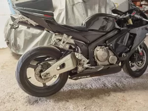 Soporte de matrícula moto Honda CBR600RR (imagen 3)