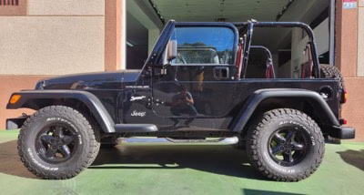 Homologar Jeep Wrangler: vista lateral izquierda