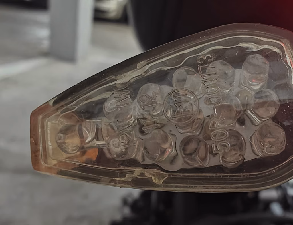 Homologar Kawasaki Z900: intermitentes posteriores