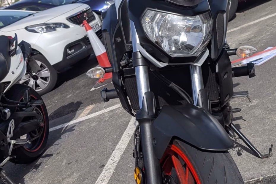Homologar Yamaha MT-07: vista frontal