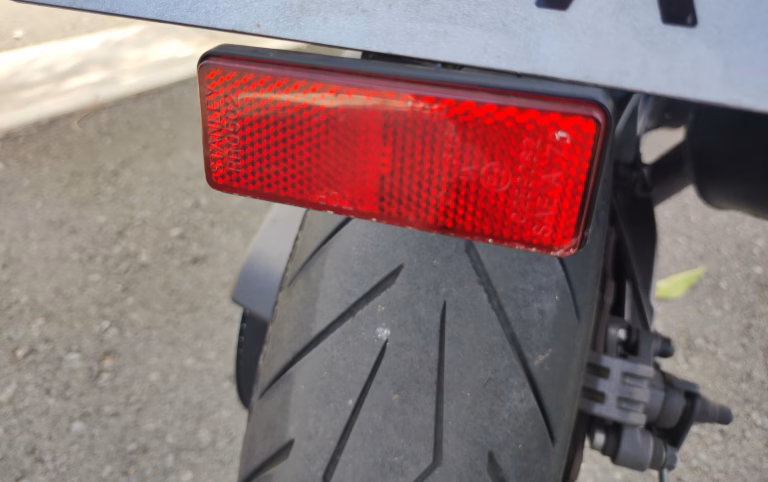Catadióptrico de la Yamaha TMAX SX